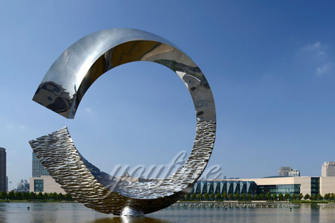Mirror Polished 316L polished Stainless steel sculpture“noon at water”