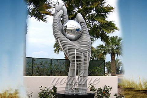 Mirror Polished Modern Metal Sculpture in Stainless Steel for sale