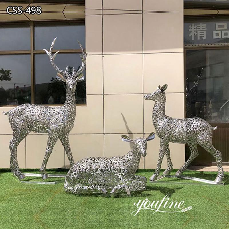 Metal Deer Sculpture Details