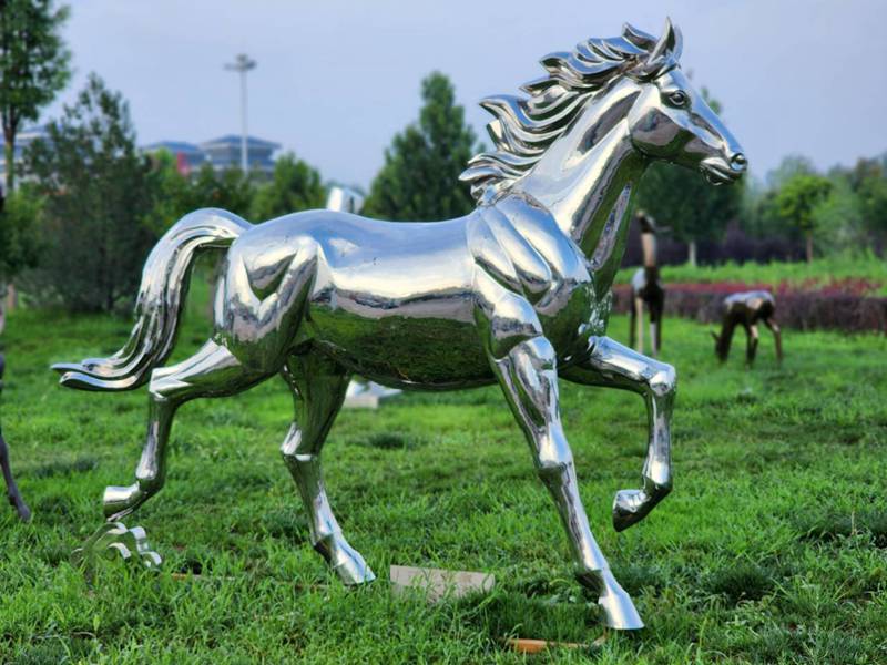 life sizehorse statue (2)