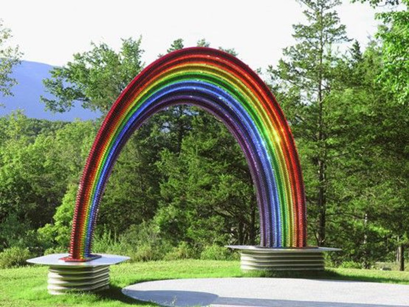 metal rainbow sculpture (4)