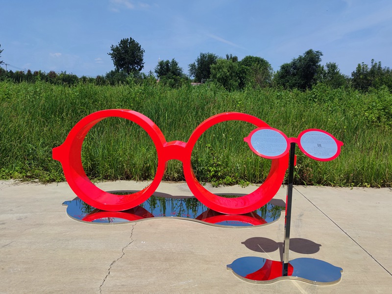 stainless steel sculpture3