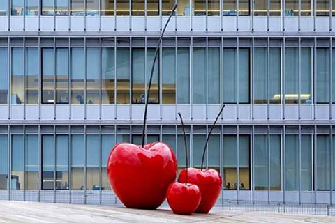 cherry-sculpture