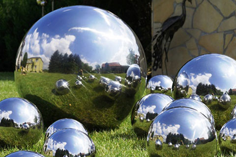 stainless-steel-ball-sculpture